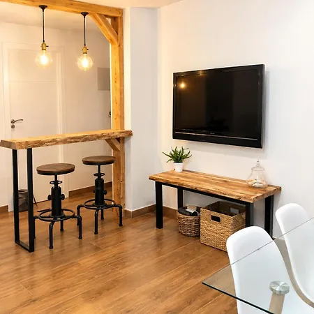 Turístico La Orilla Izquierda Apartamento