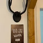 Turistico La Orilla Izquierda *